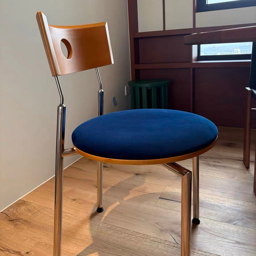 Moon chair