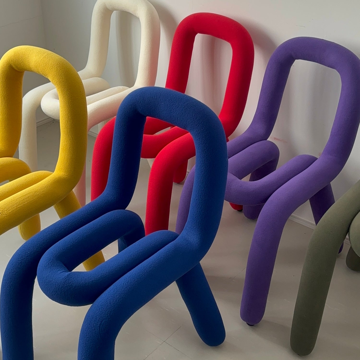 C9 Design flex chair
