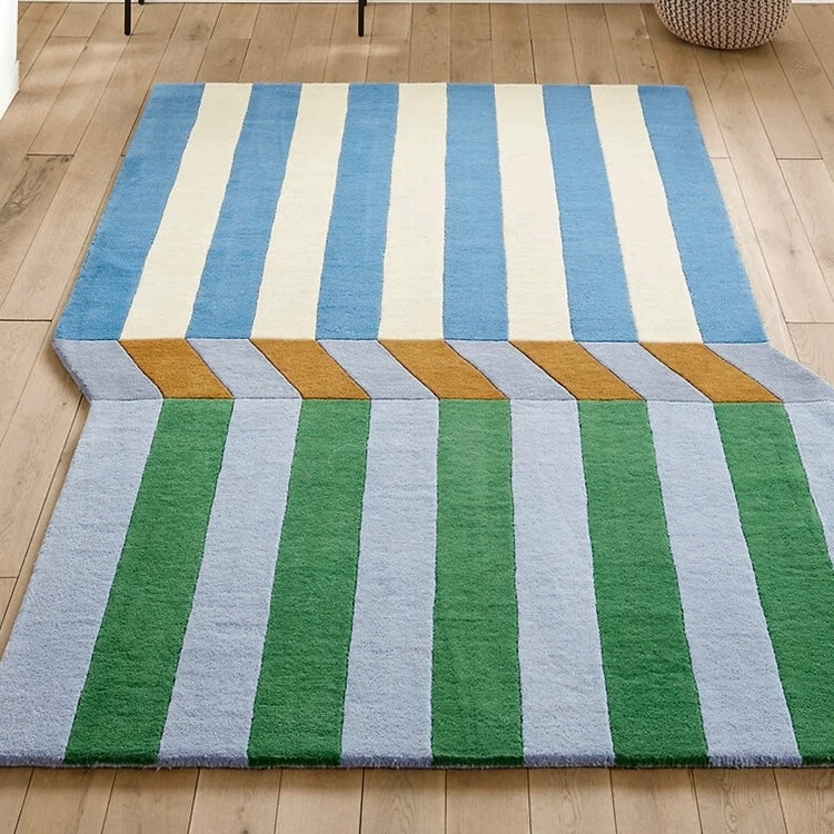 Step stripe rug