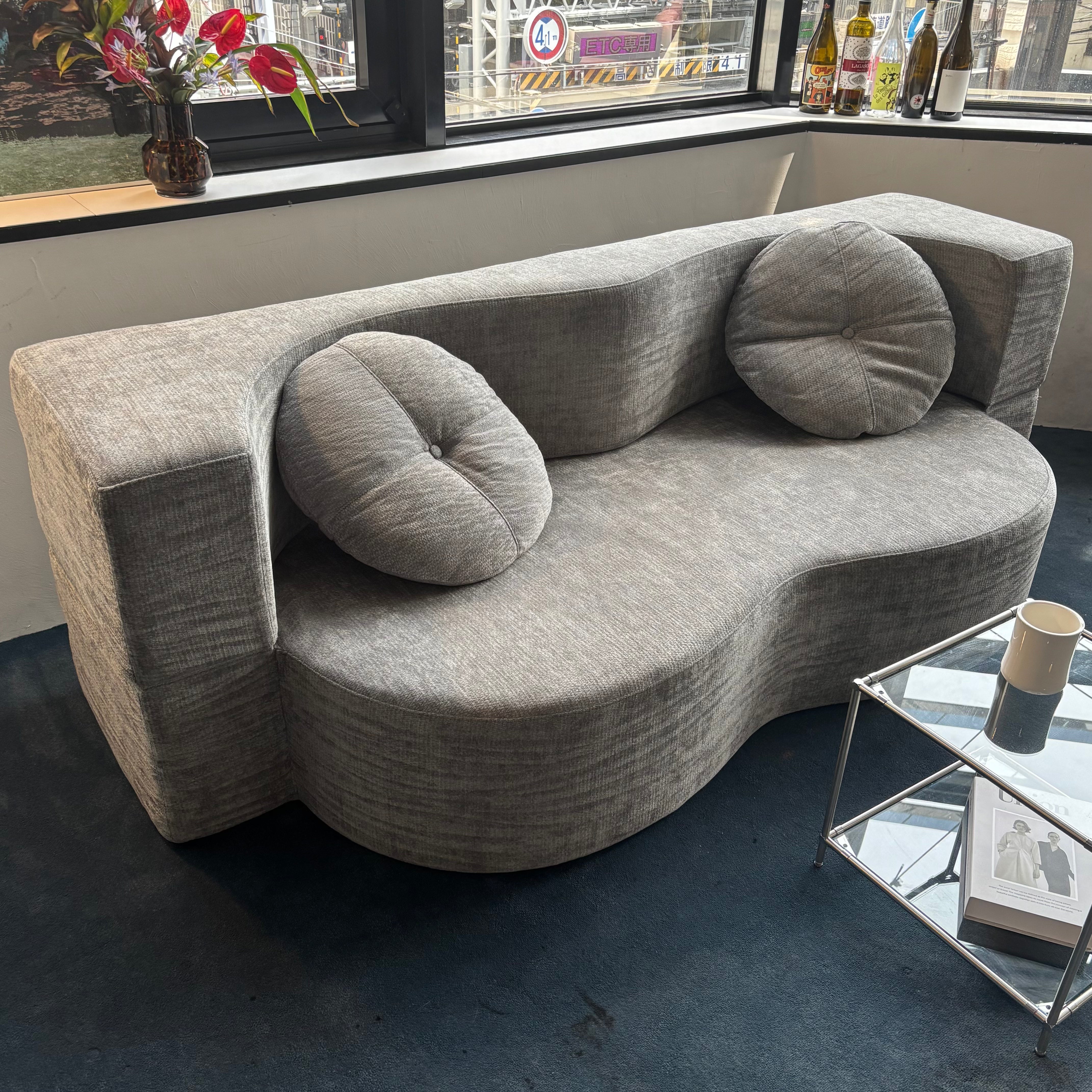 Wavy bed sofa