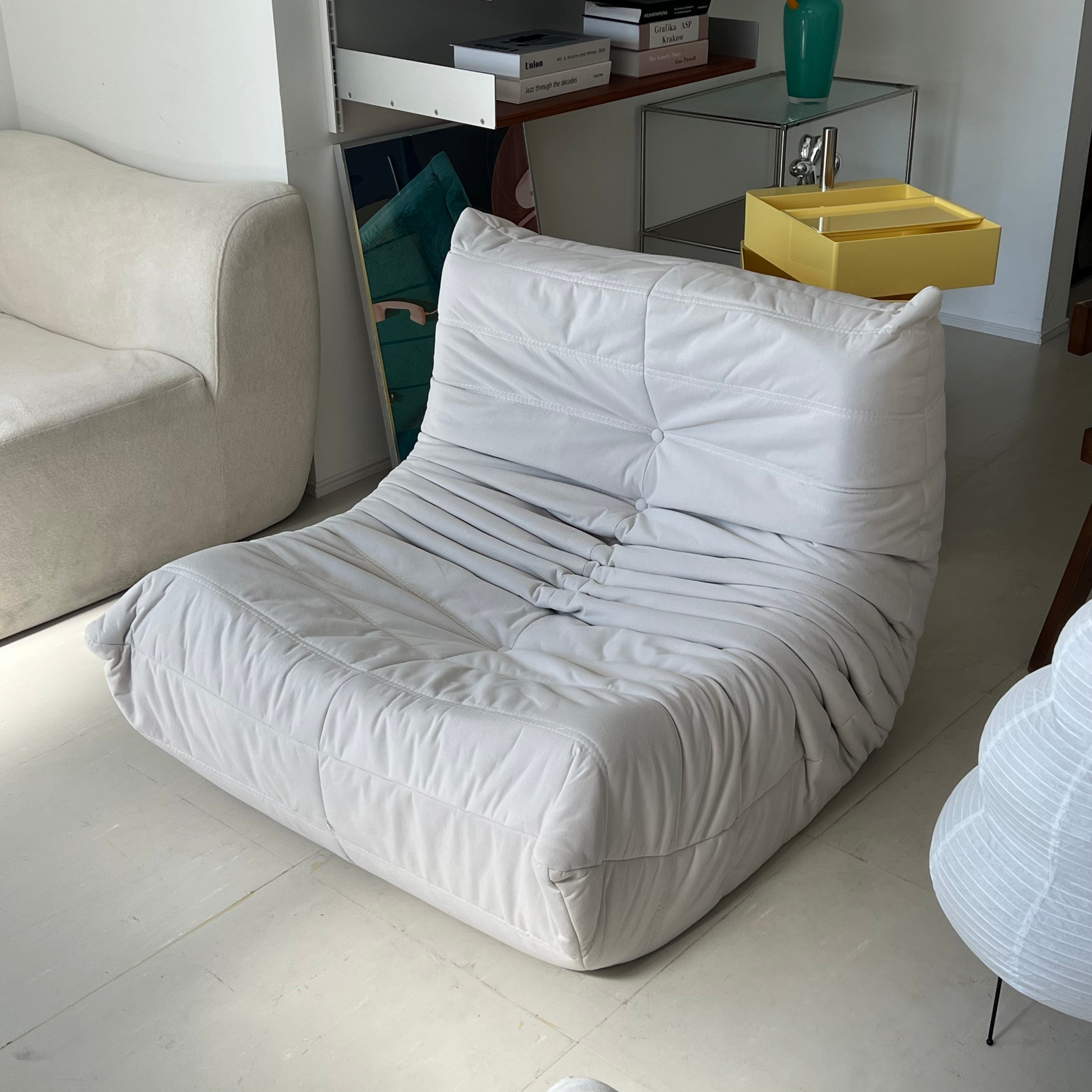 C42 Bee relax sofa