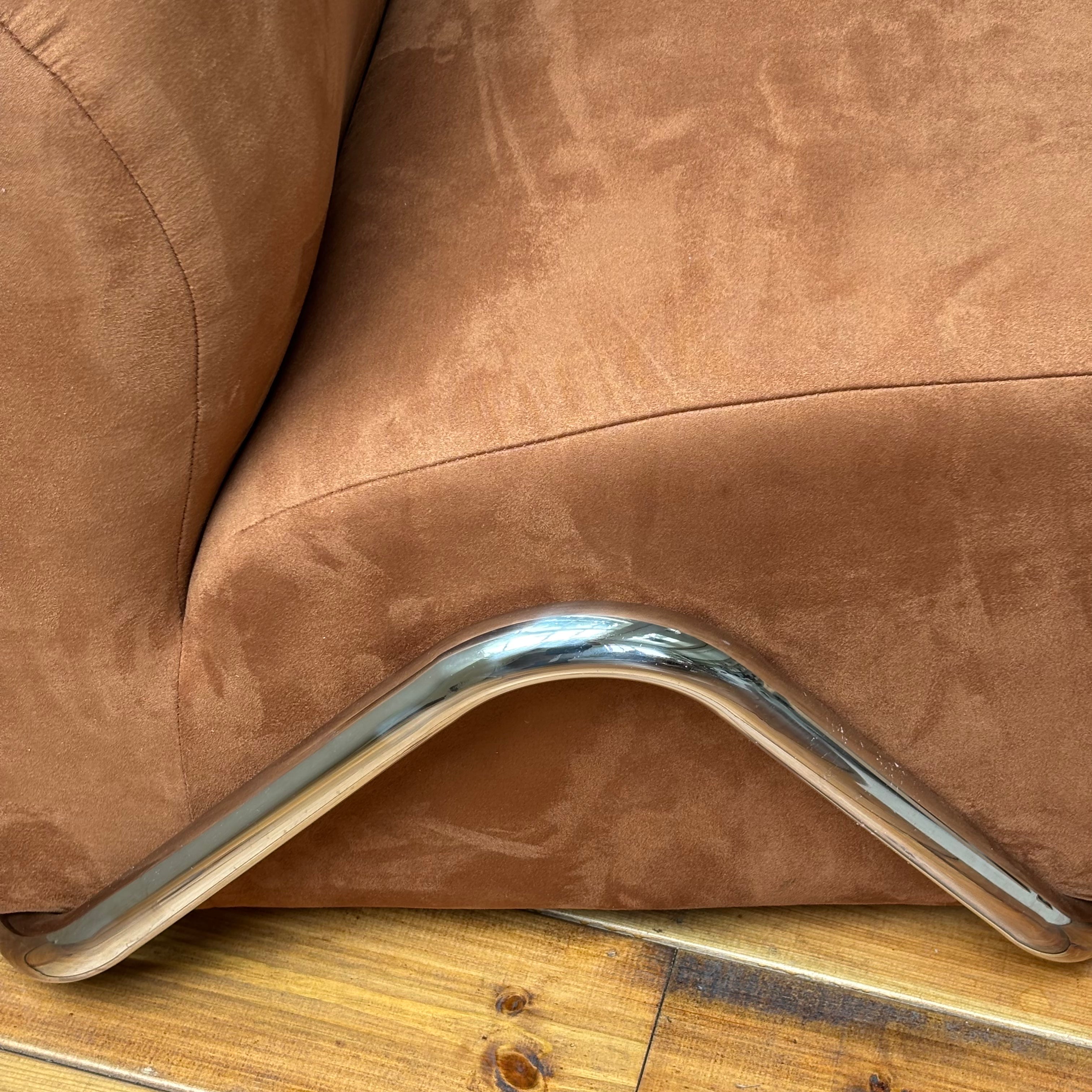 Frame arch sofa