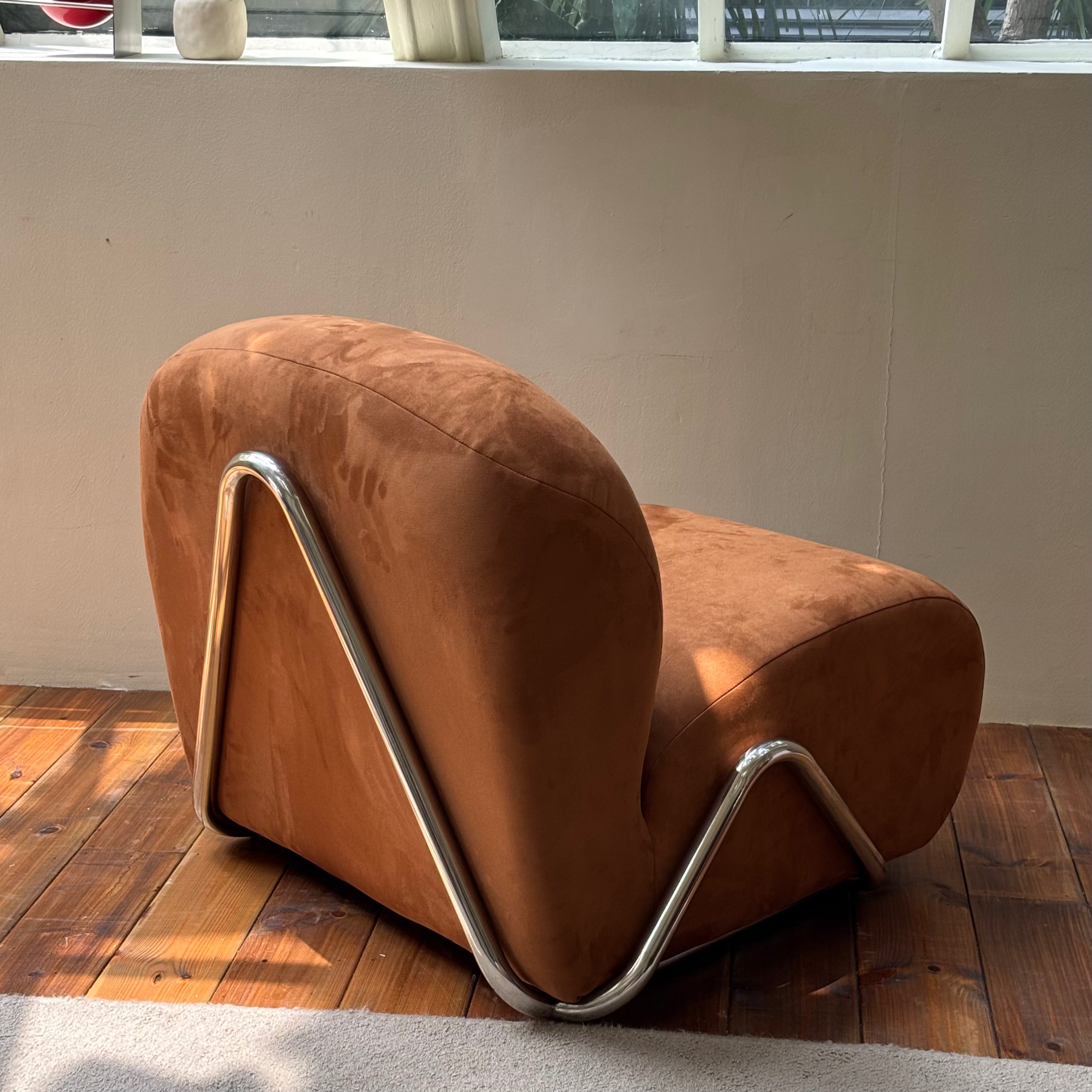Frame arch sofa