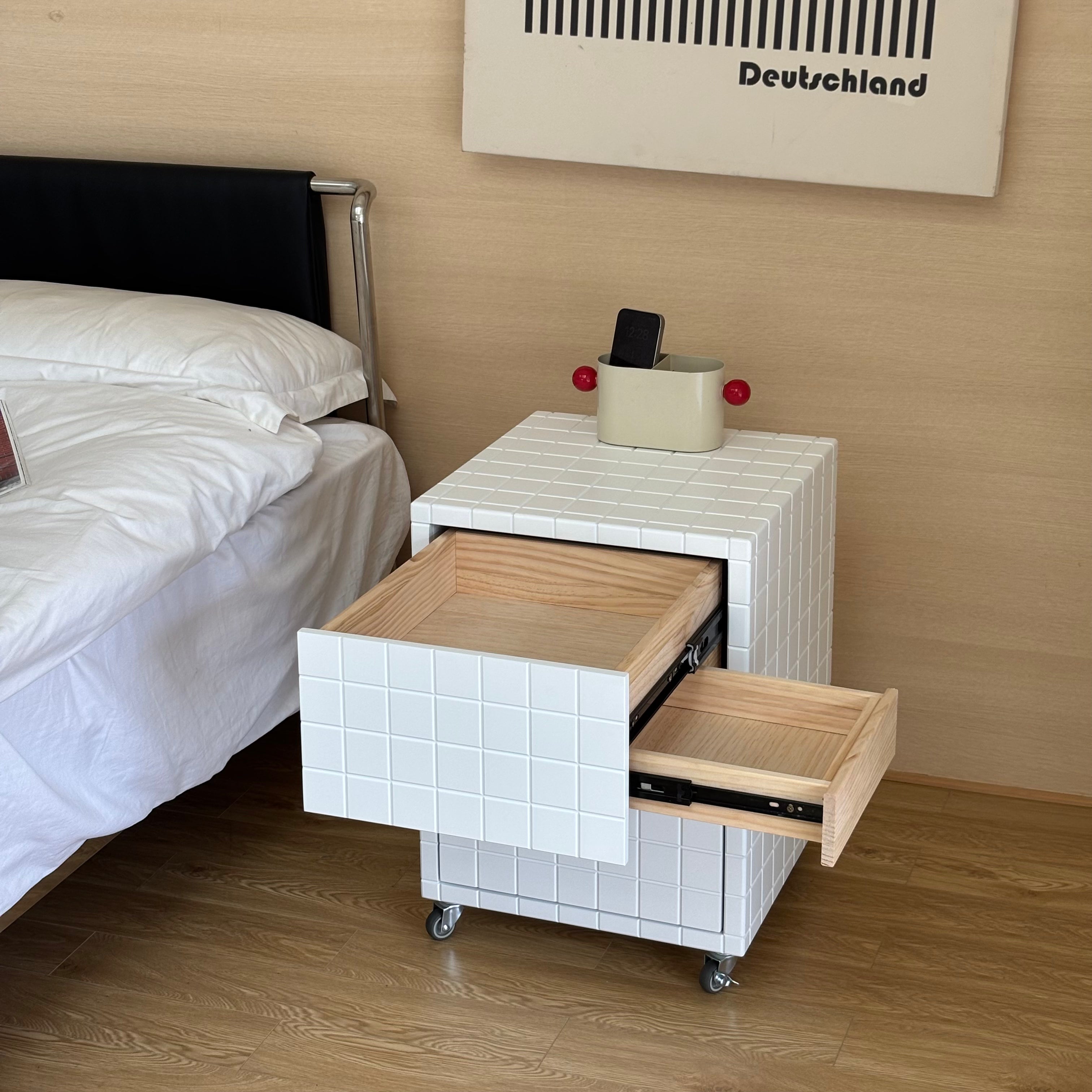 Custom tile storage