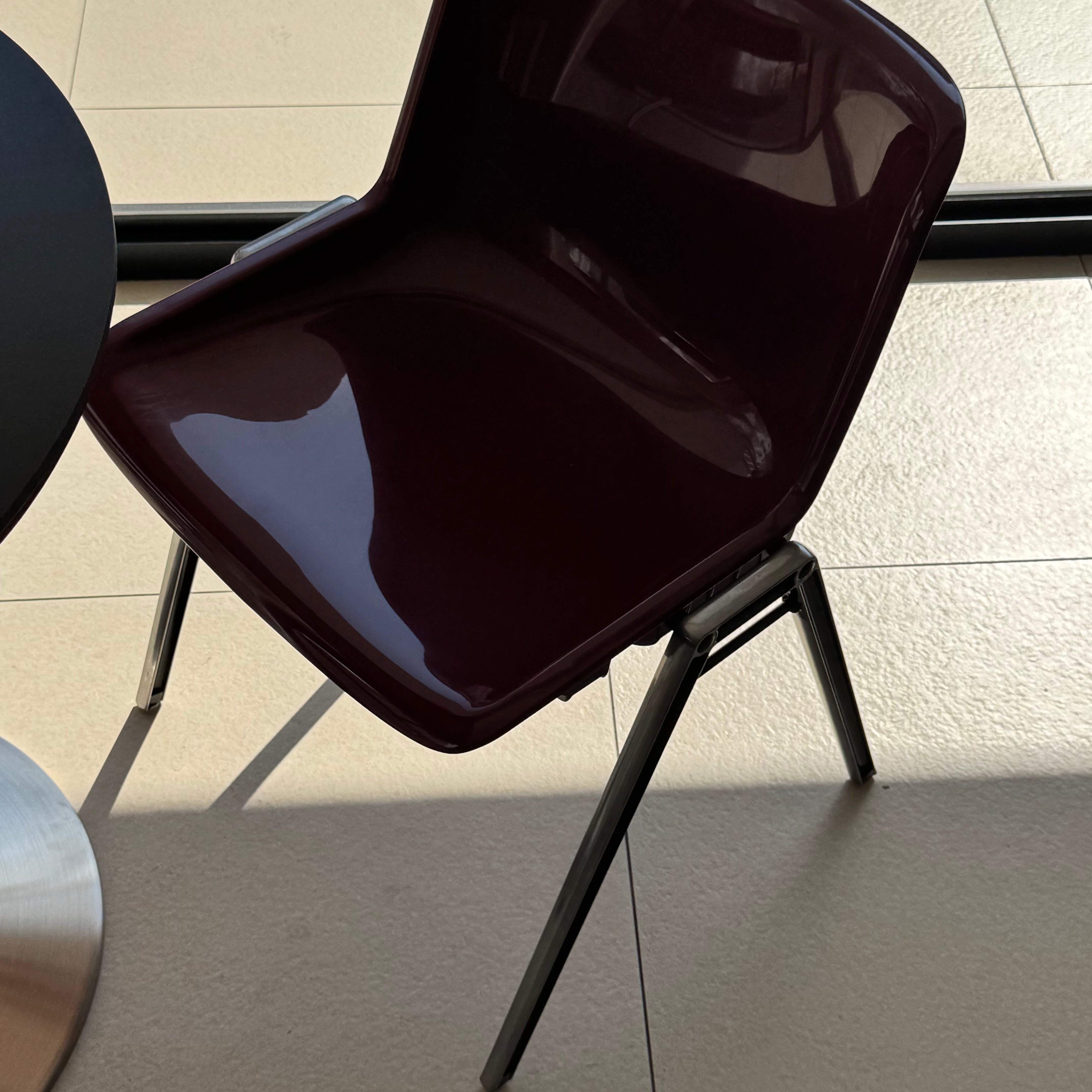 Maroon curve chair