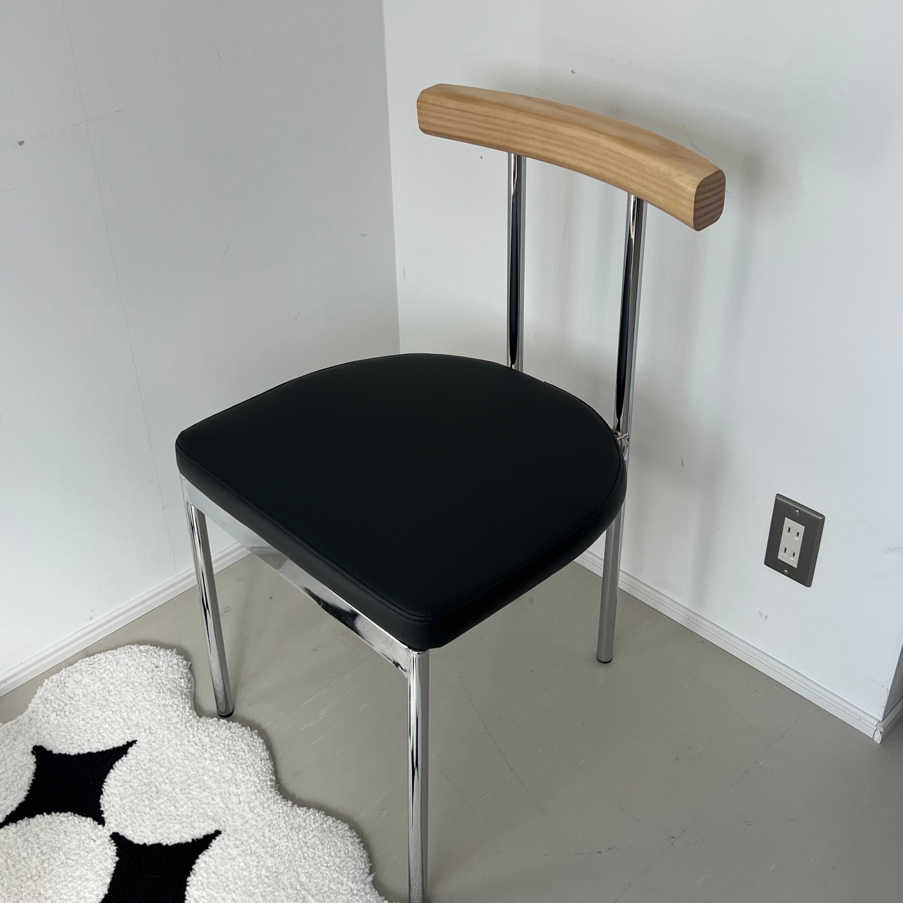 C51 United stainless chair