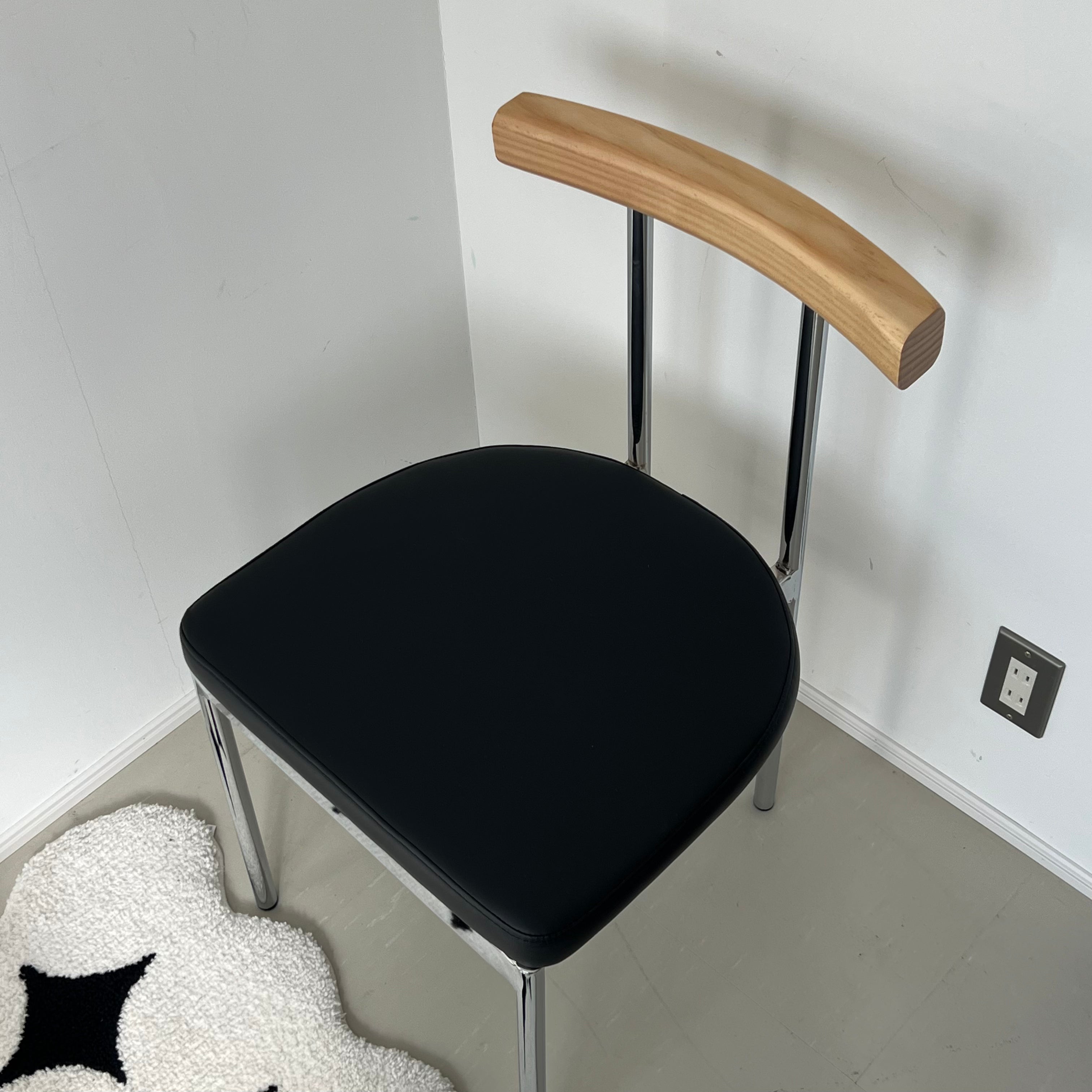 C51 United stainless chair