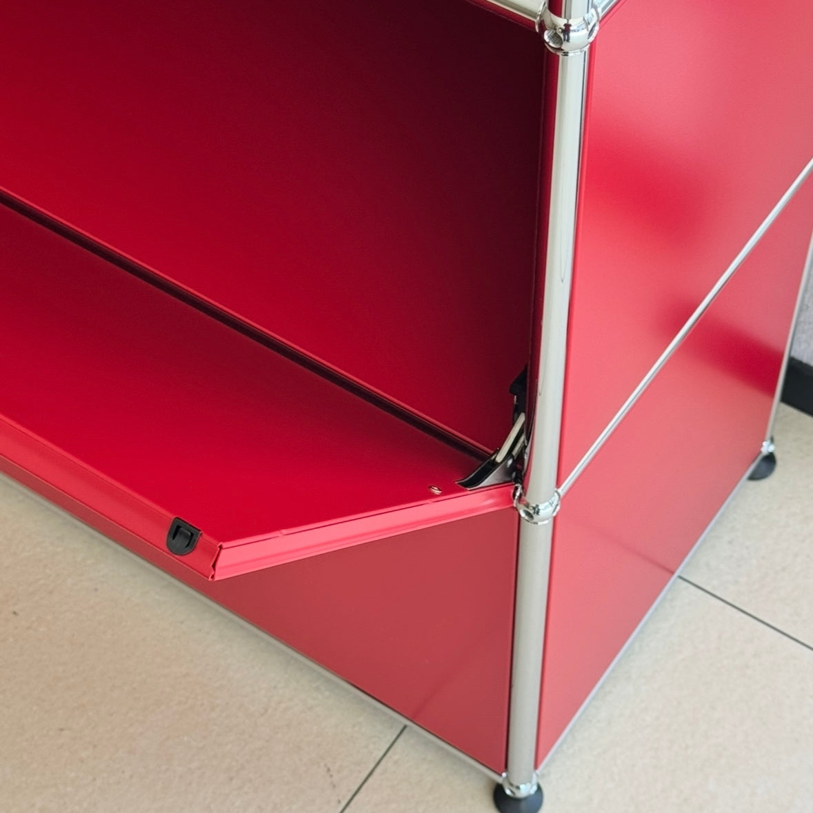 Custom module lock rack