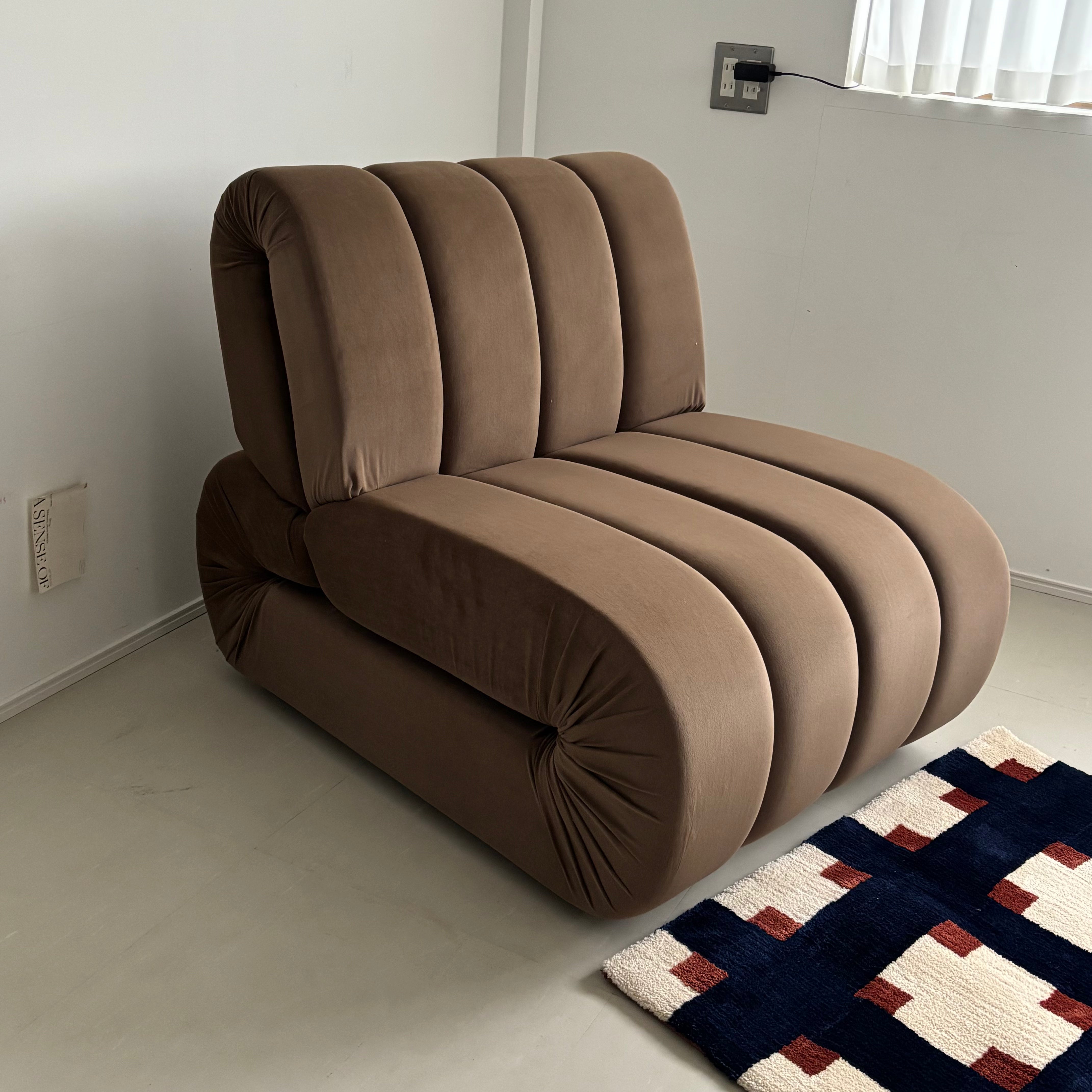 Puff rib sofa