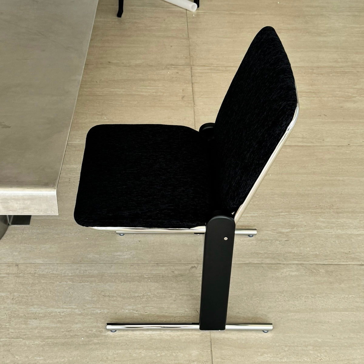 C68 Balance Chrome Chair