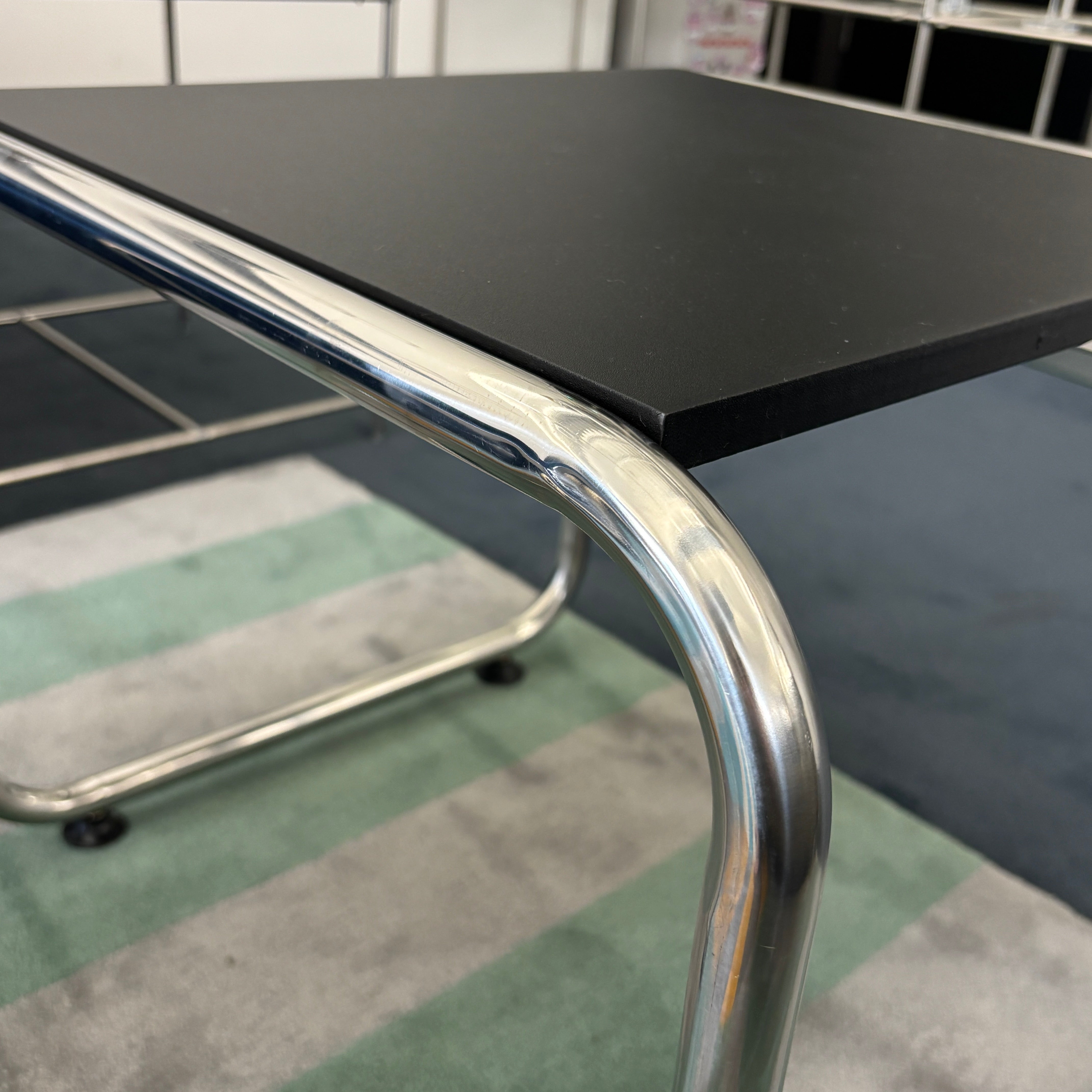 【展示品SALE】T7 Modern Living Table
