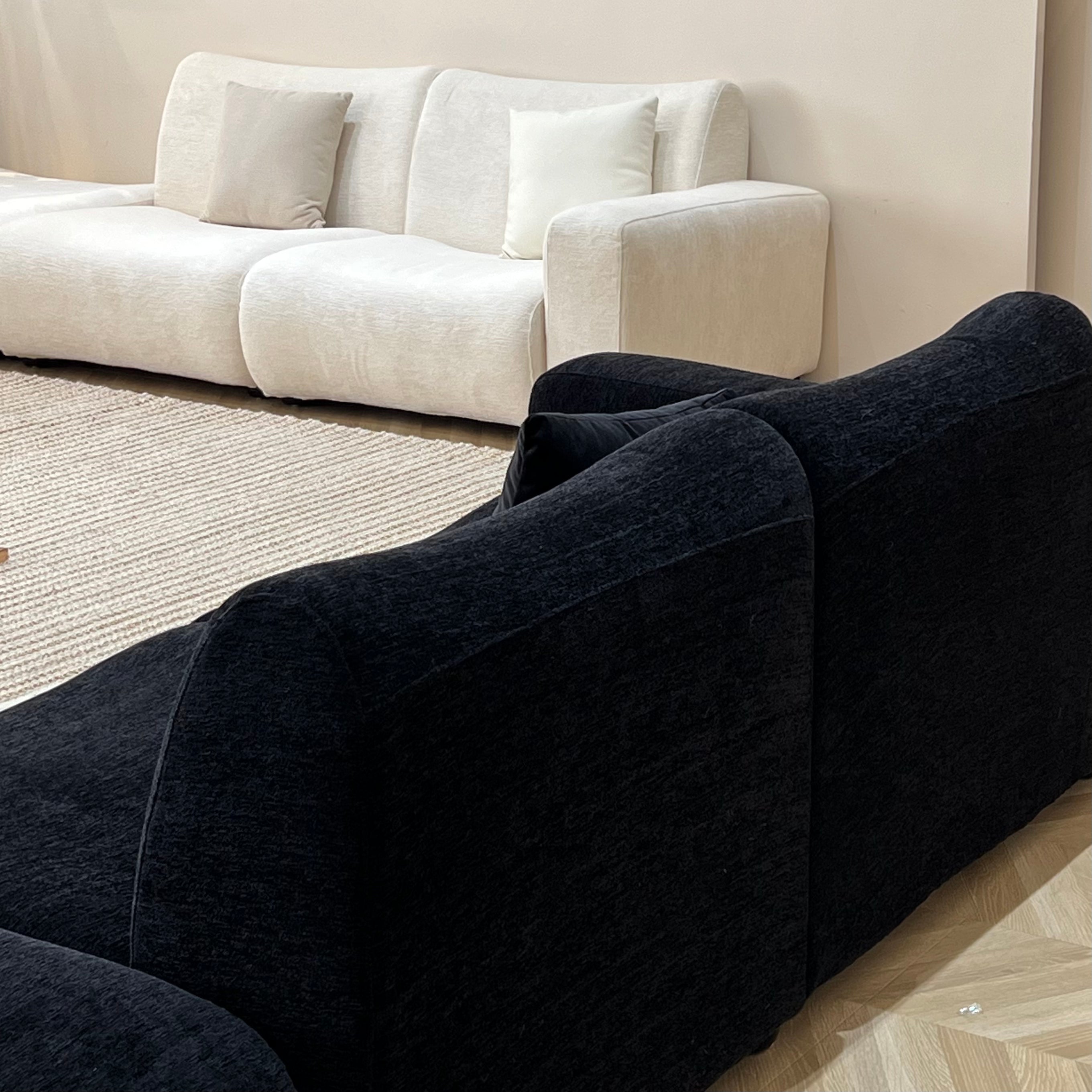 Round modular sofa