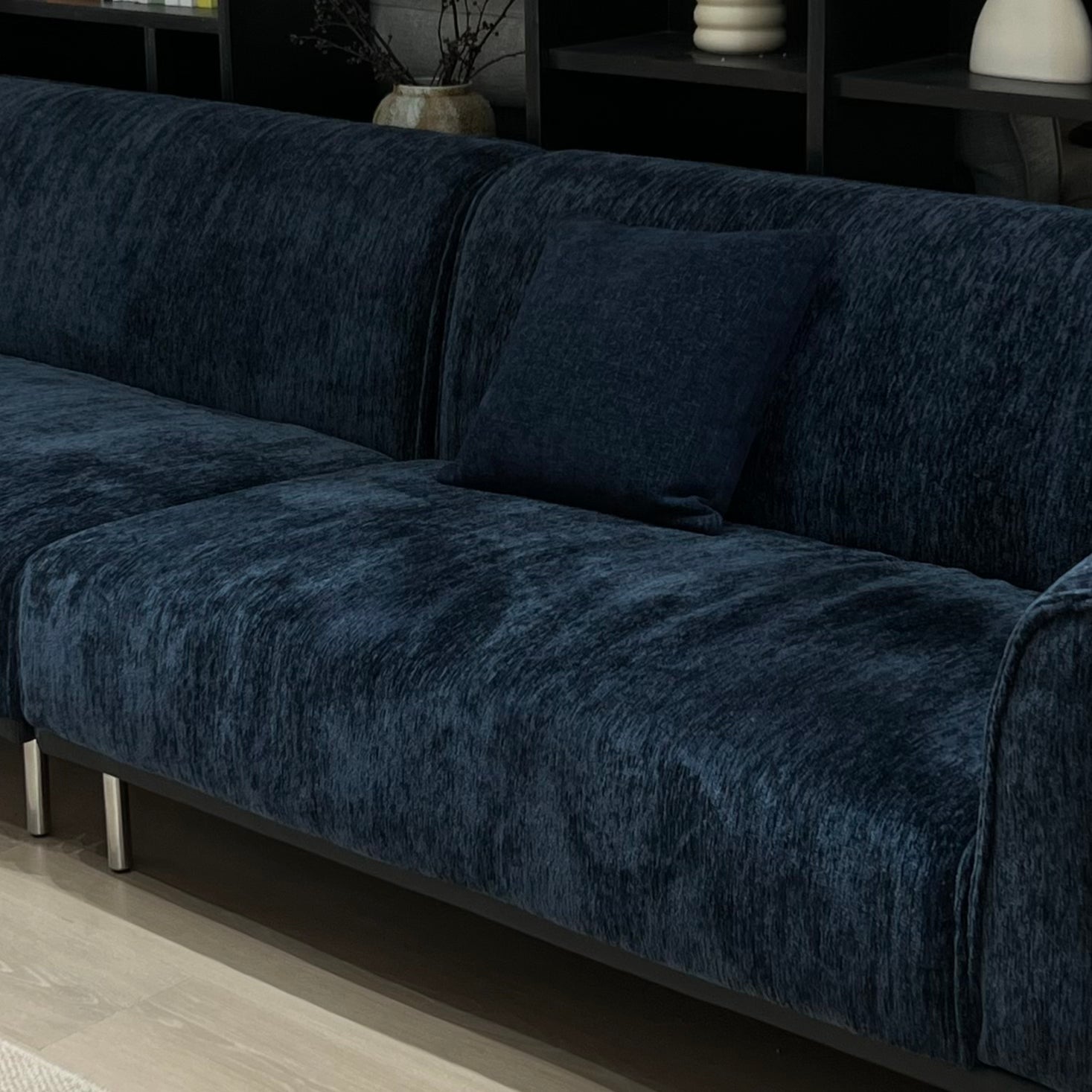 Frame luxury sofa