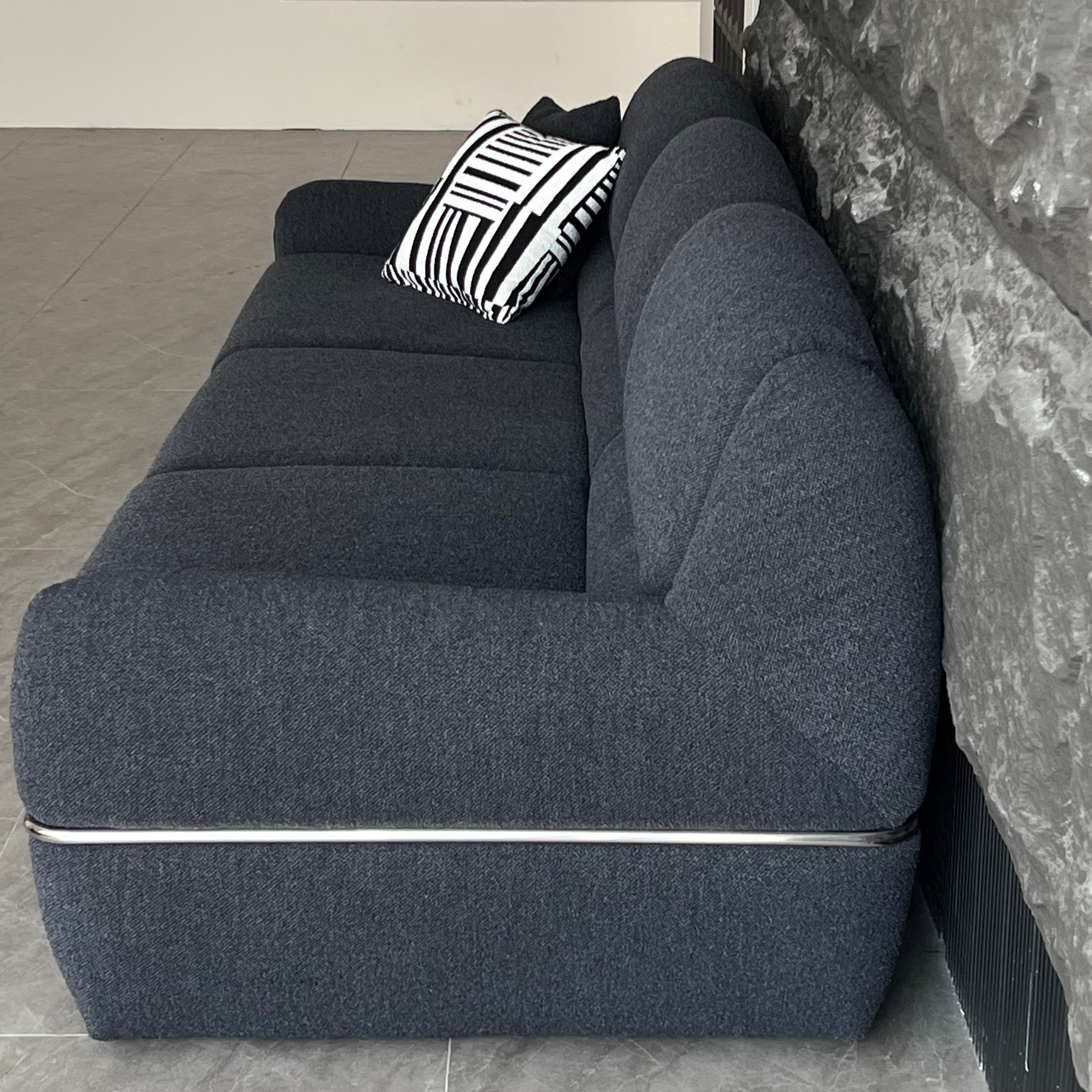 Relaxing curve sofa