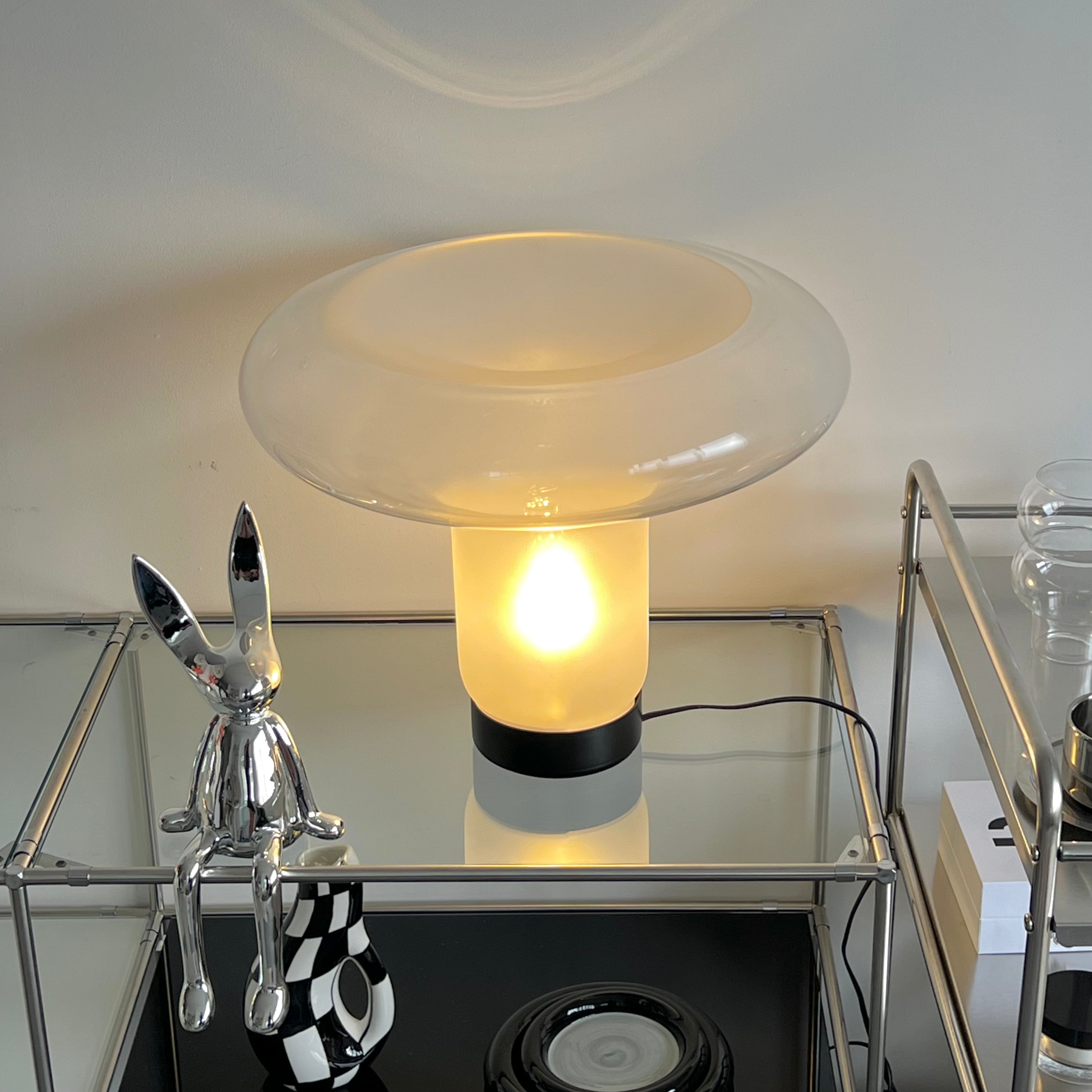 R16 Lesbo table lamp ガラステーブルランプ