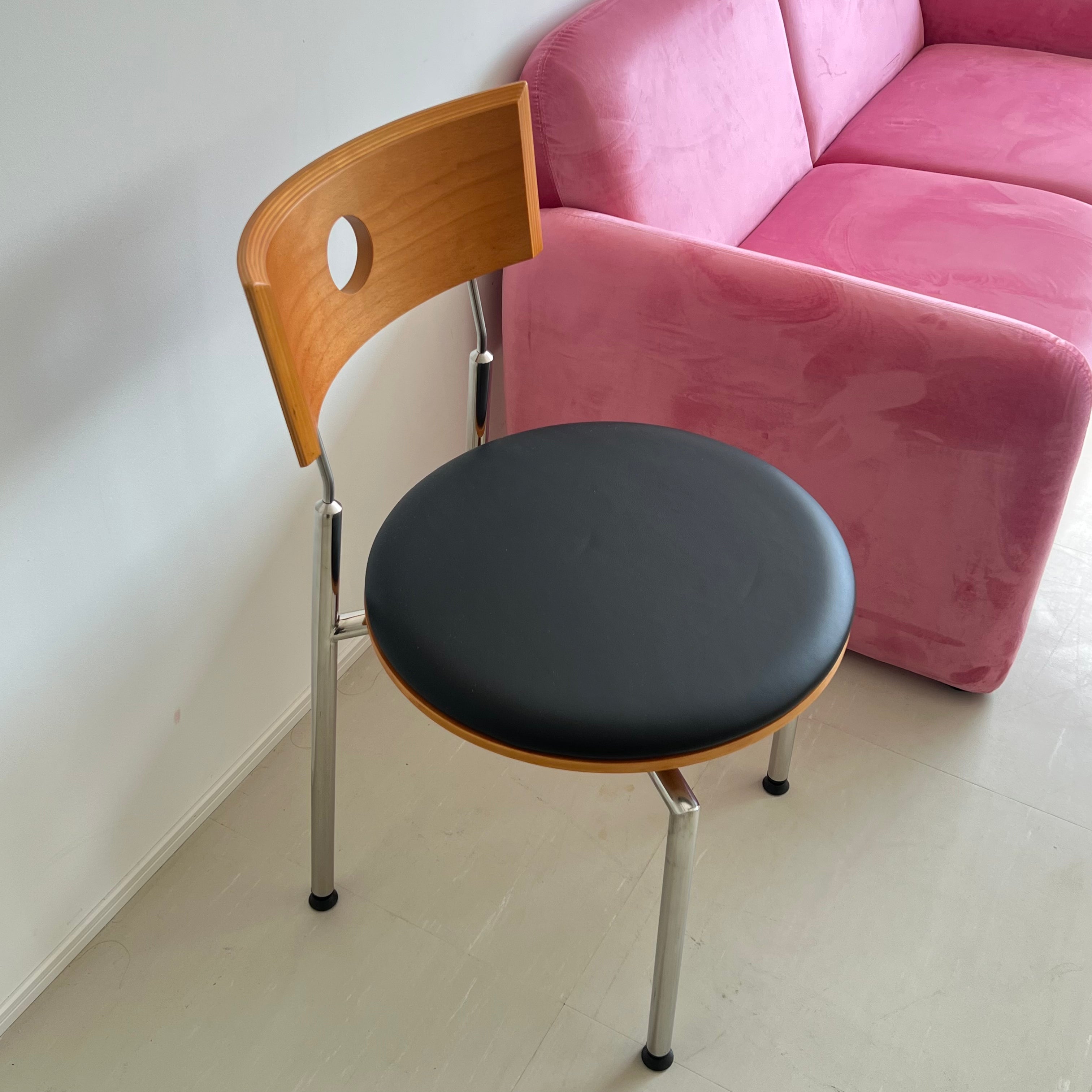 Moon chair