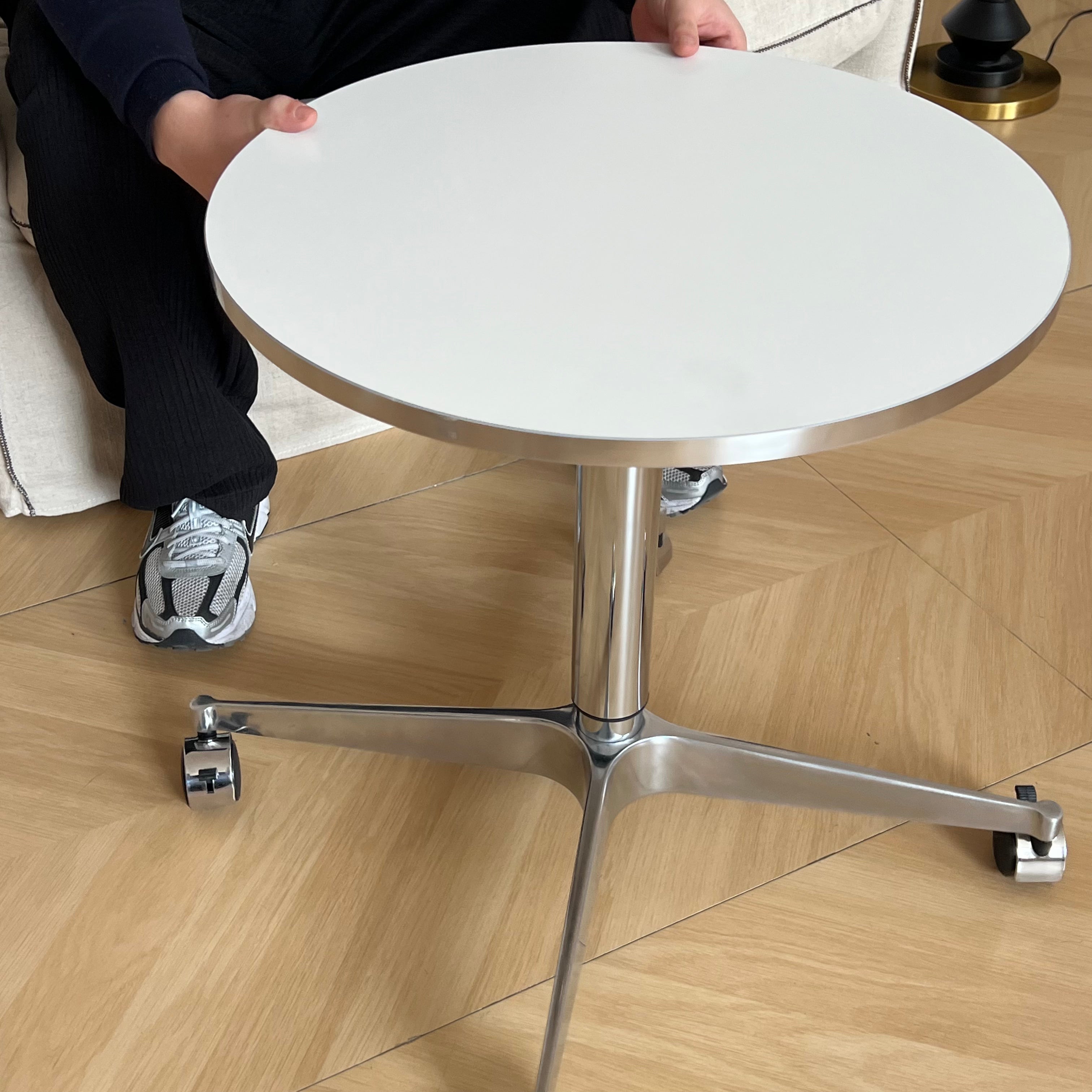 T37 Moveup side table