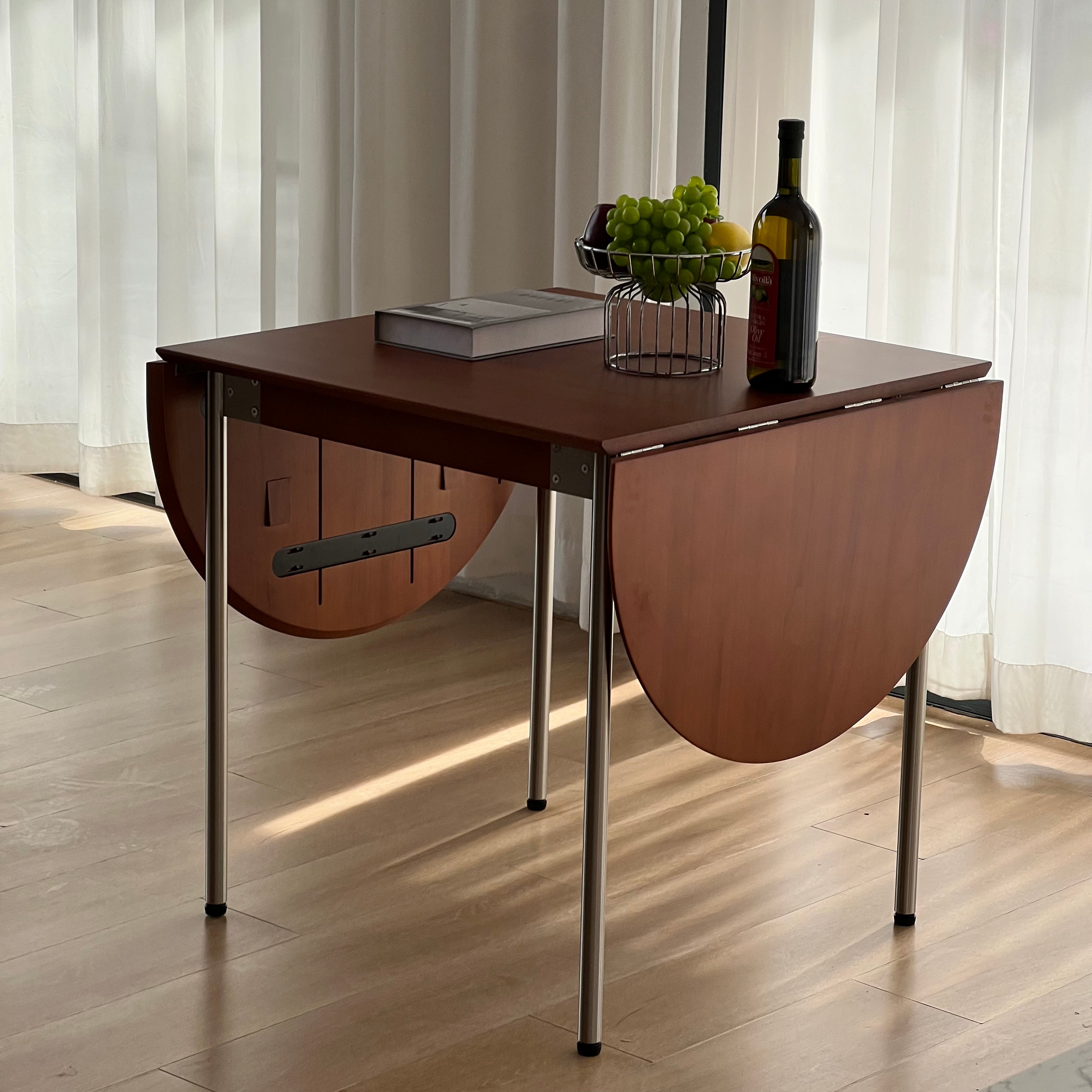 T42 Oval dining table