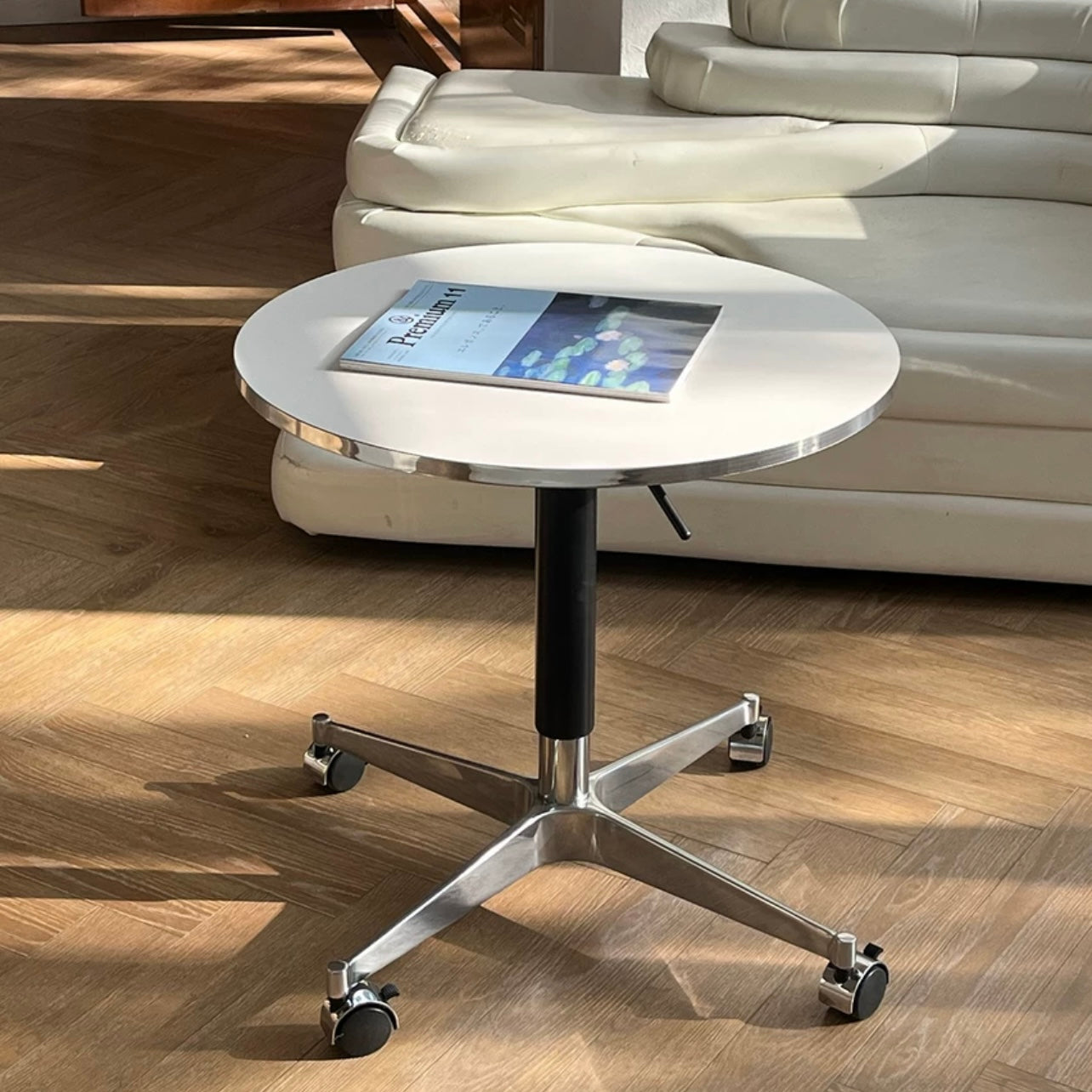 T37 Moveup side table