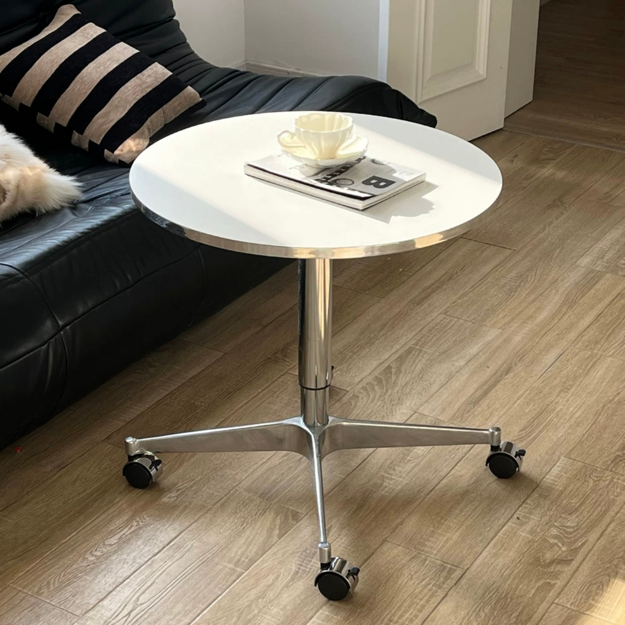 T37 Moveup side table