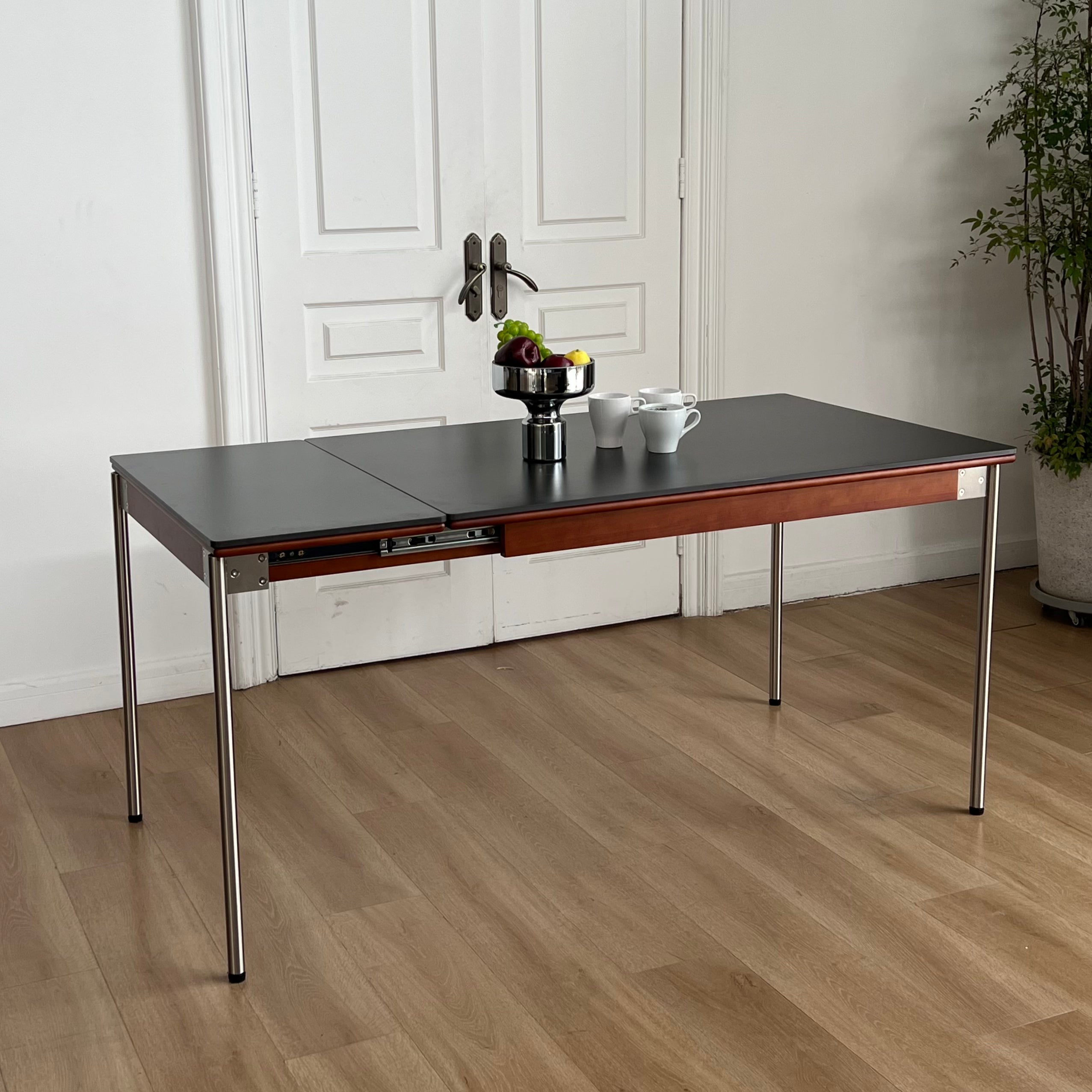 T41 Modern dining table