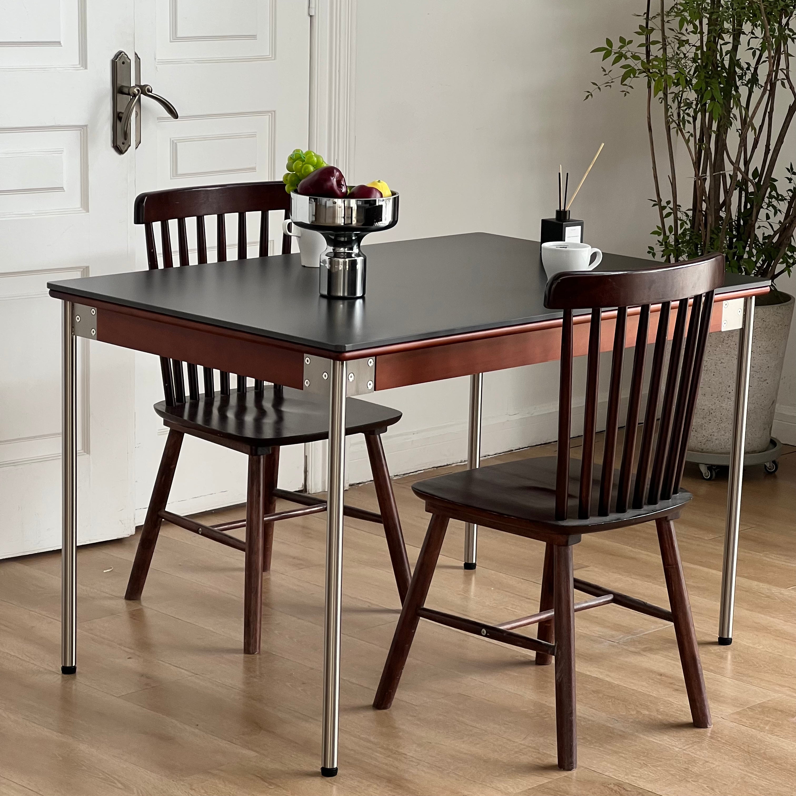 T41 Modern dining table