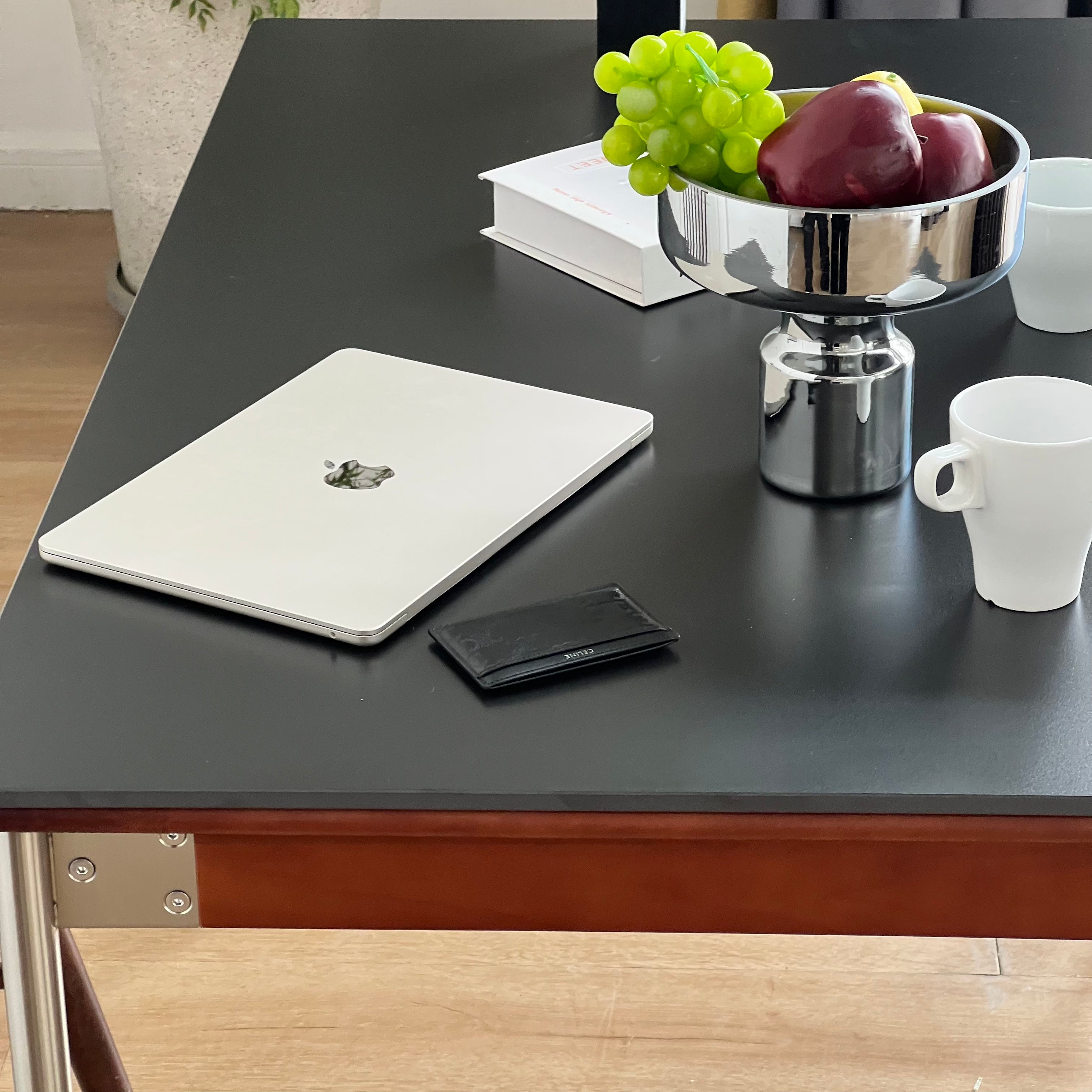 T41 Modern dining table