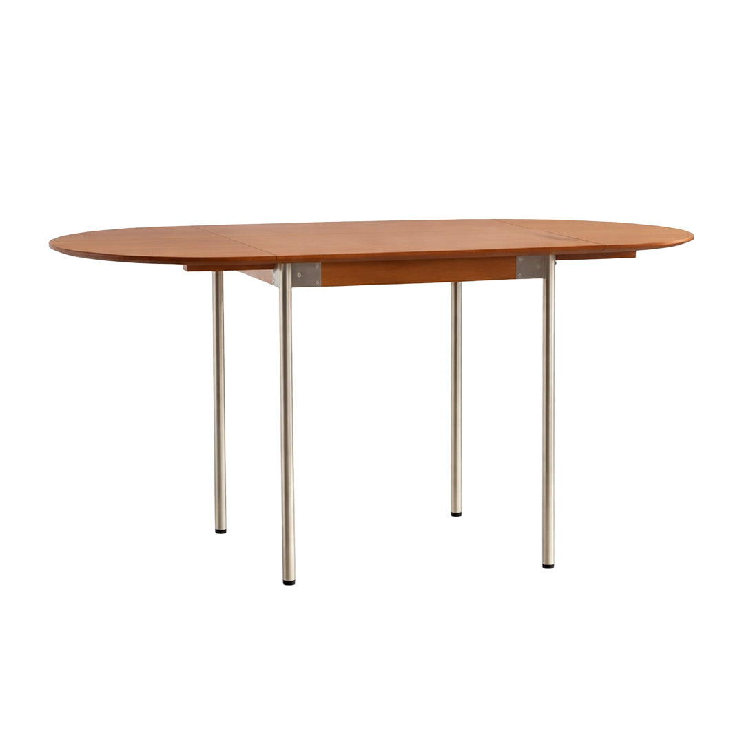 T42 Oval dining table