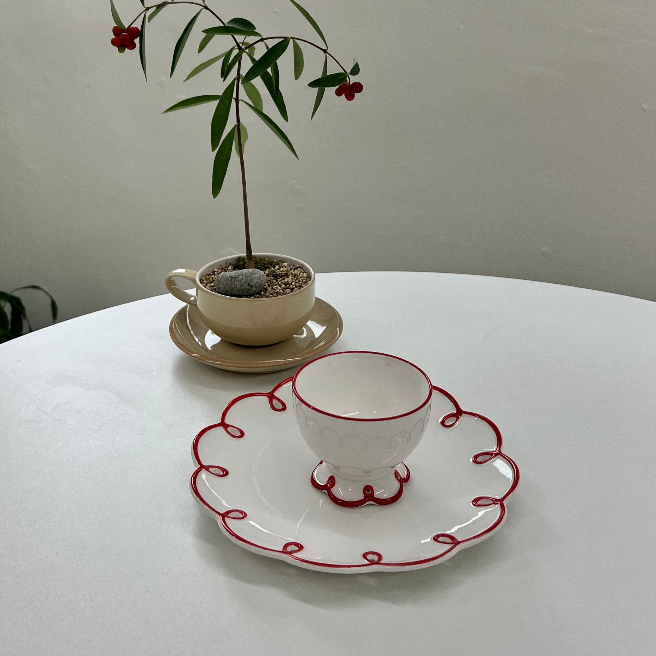 Red ribbon plate・cup